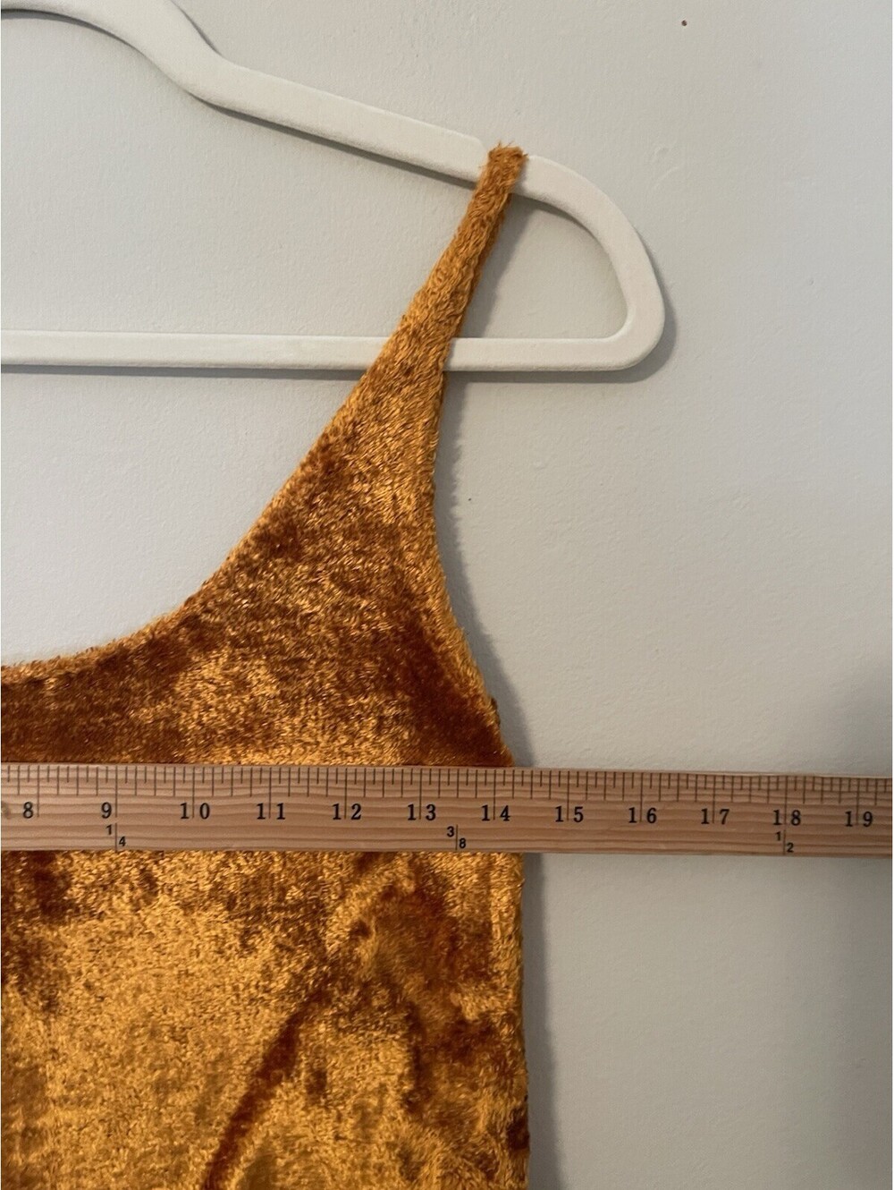 VINCE panne sweater camisole top gold Sap velvet Fuzzy XS Tank Soft Stretchy - Picture 3 of 6